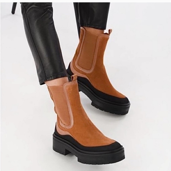 Sam Edelman Lulia Chelsea Boot size 7 camel color. - Picture 4 of 7